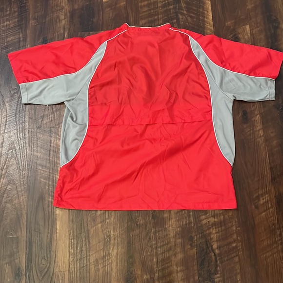 Mizuna Red Gray 1/2 Zip Windbreaker - Picture 3 of 5